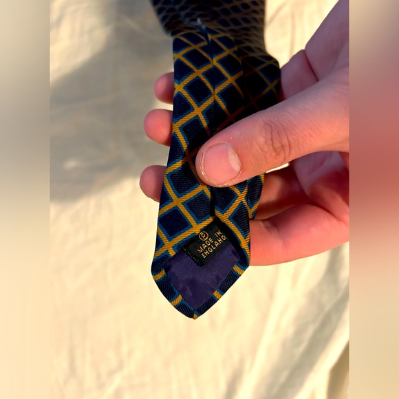 Made in England for The Andover Shop | Tie | VTG - Picture 5 of 5